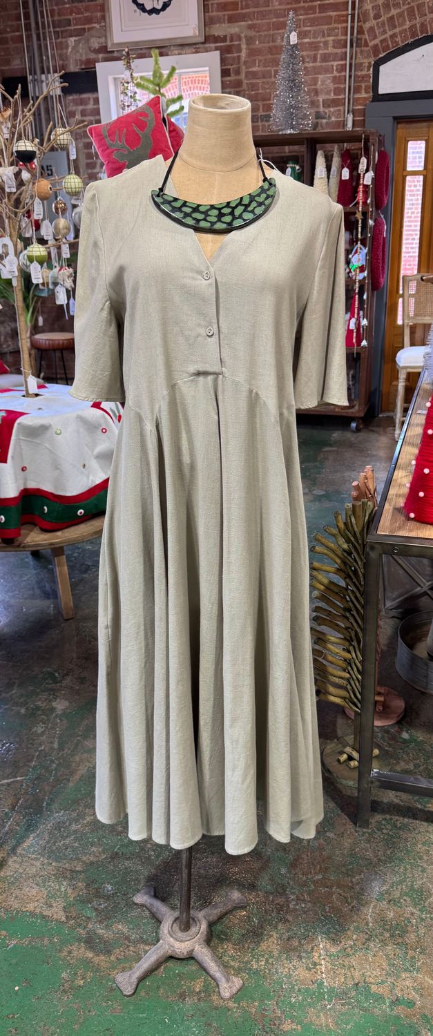 Short Sleeve Two-Toned Dress w/Pockets OSFM - Fog Short Sleeve Two-Toned Dress w/Pockets OSFM - Fog