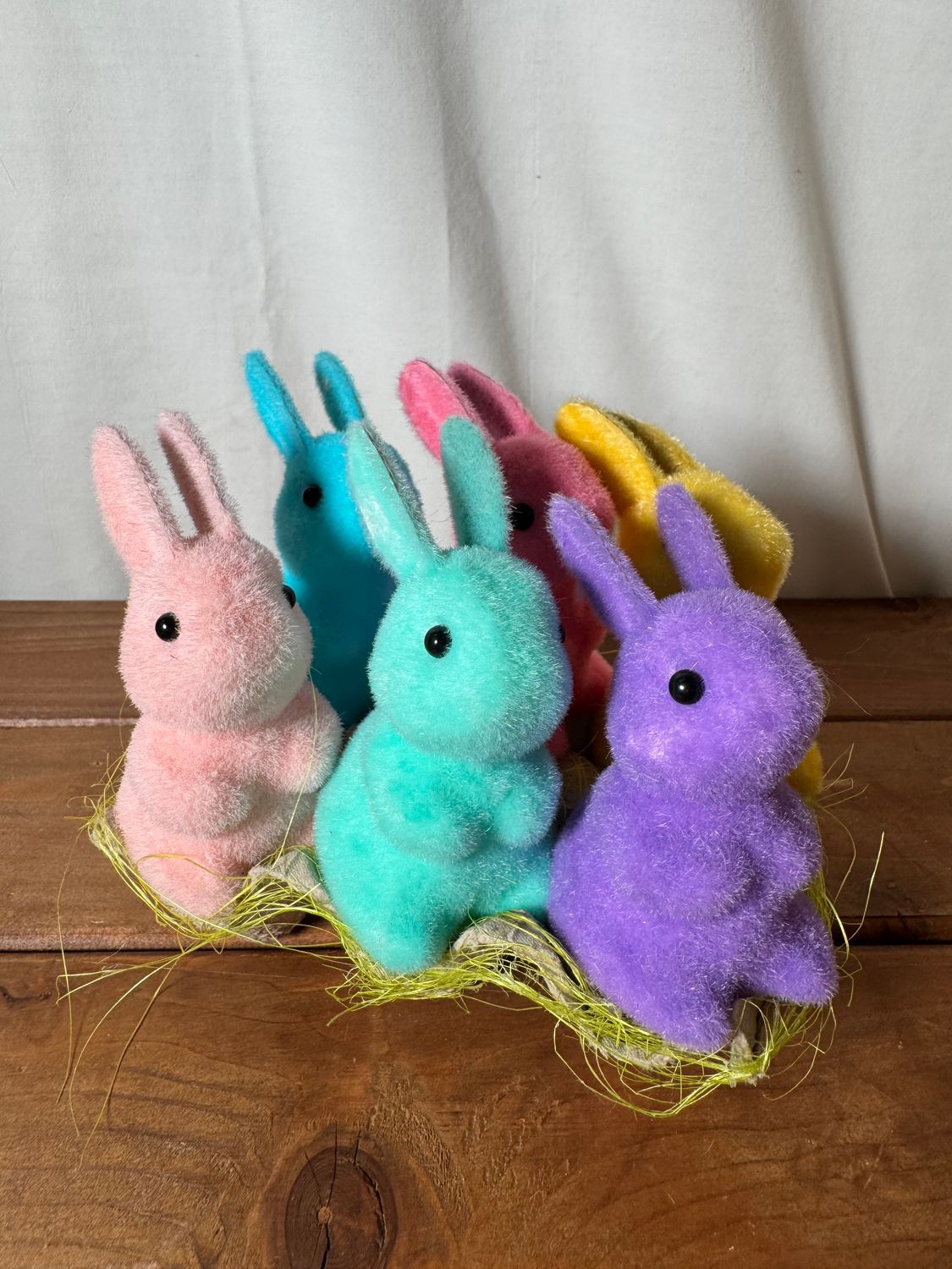 S/6 Bunnies in a Crate S/6 Bunnies in a Crate