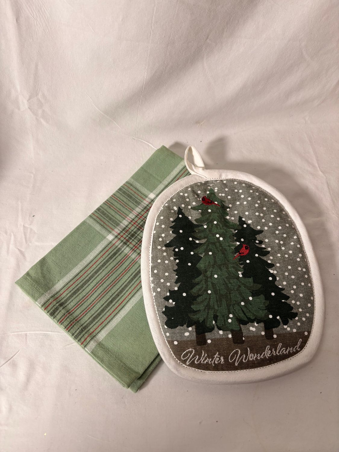 Winter Snowglobe Potholder Gift Set Winter Snowglobe Potholder Gift Set