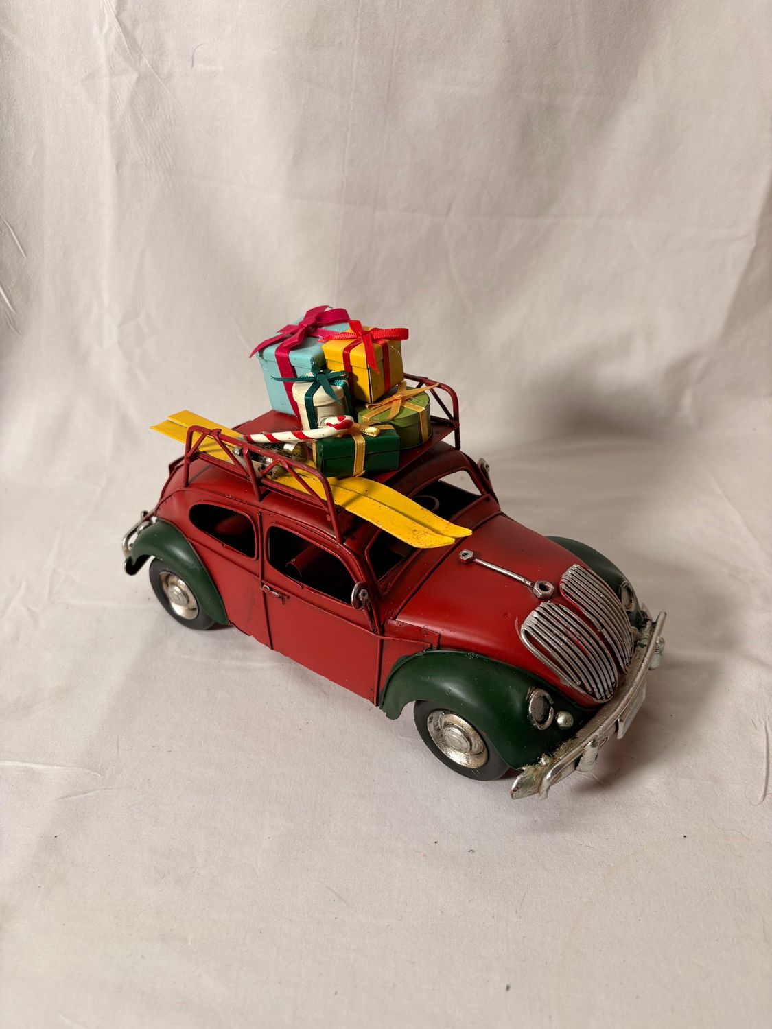 Vintage Red Beetle w/Presents Vintage Red Beetle w/Presents