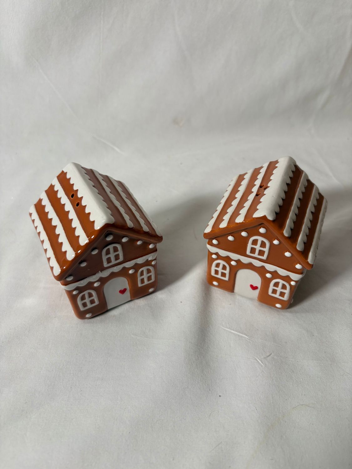 Gingerbread House Salt & Pepper Shakers Gingerbread House Salt & Pepper Shakers