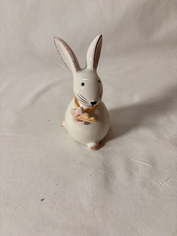 3.5" Ceramic Bunny with Flower Necklace White