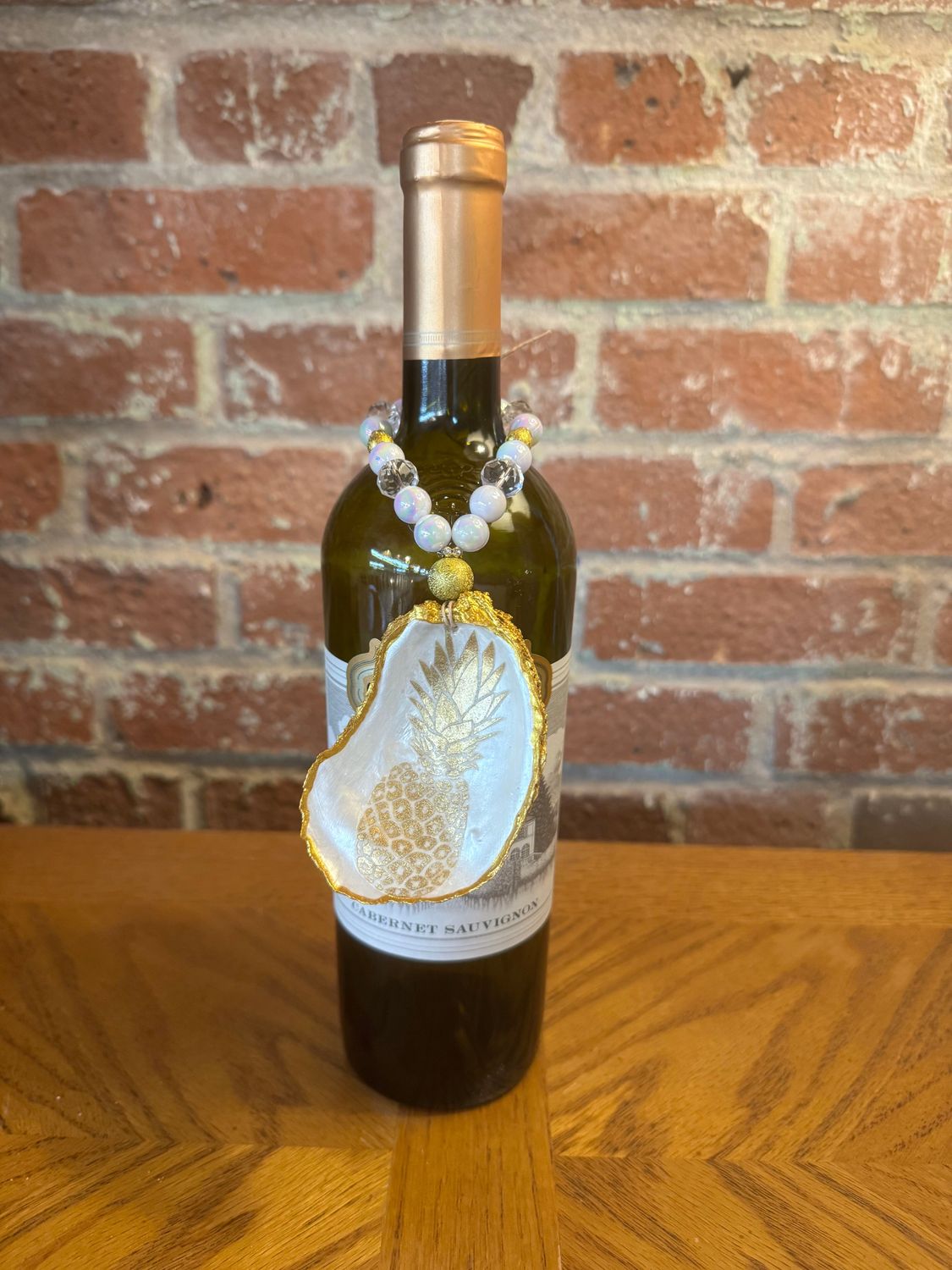 Oyster Shell BC - Golden Pineapple I Oyster Shell BC - Golden Pineapple I