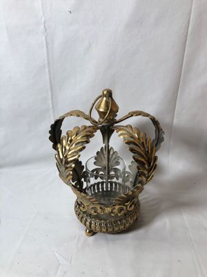 Crown Acanthus Candle Holder Sm
