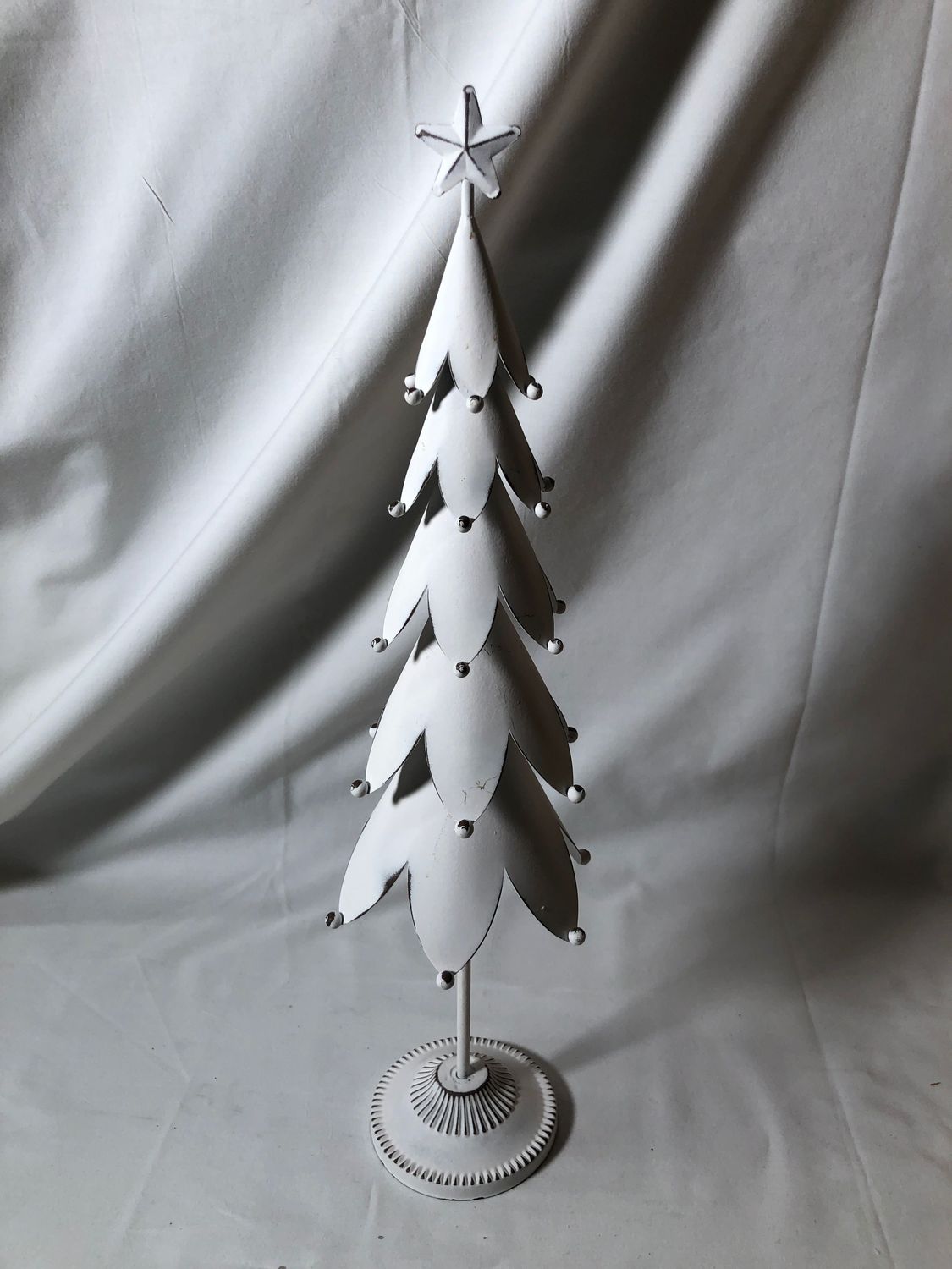 White Tiered Tree Lg White Tiered Tree Lg