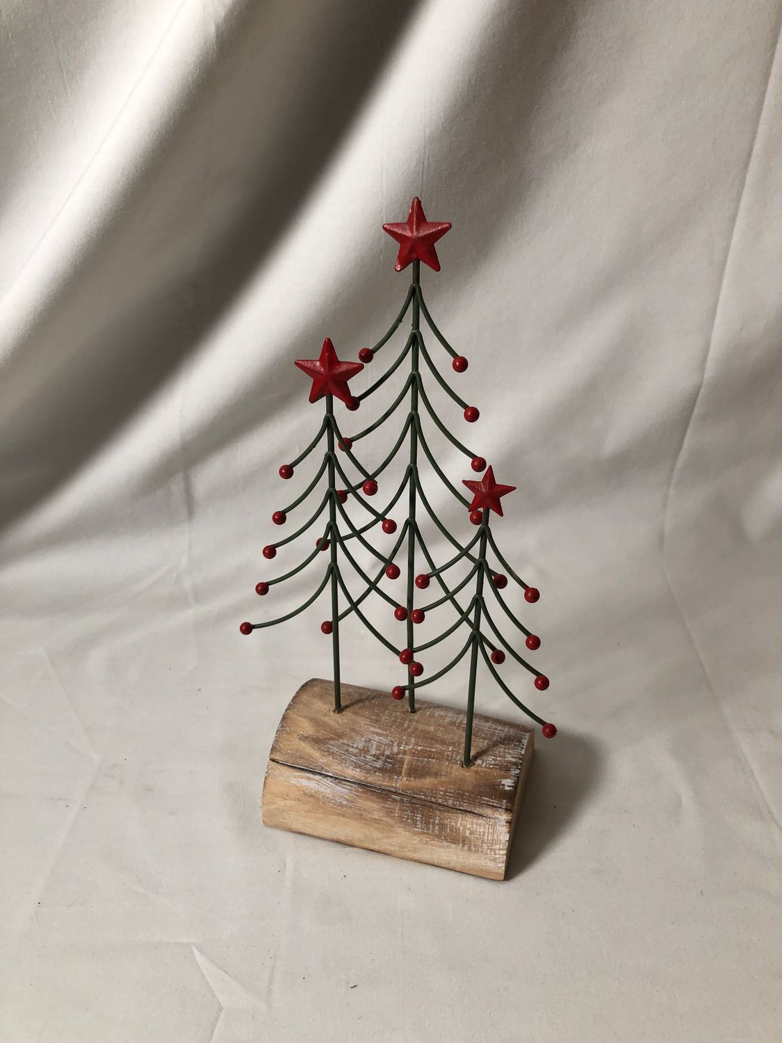Metal Tree Trio Red Sm Metal Tree Trio Red Sm