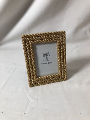 Gold Rope Frame 2.5 x 3.5