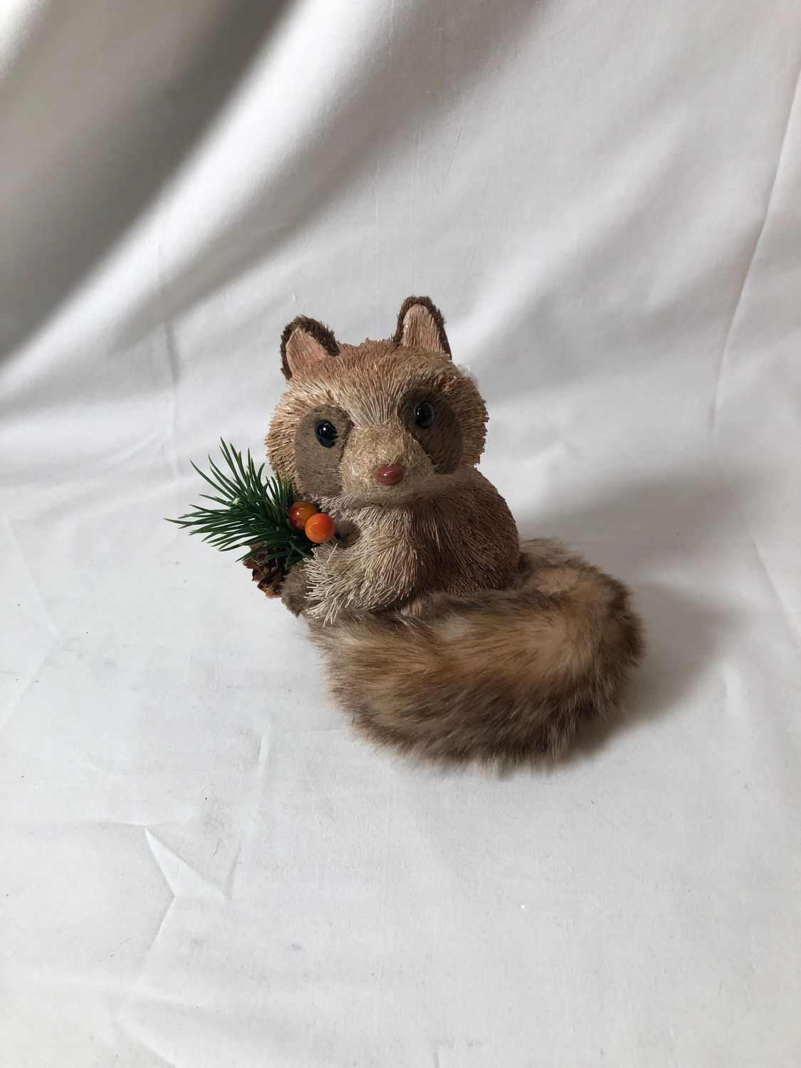 Sisal Holiday Racoon II