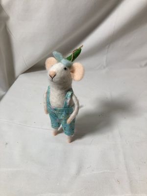 Felt Mouse w/Blue Floral Overalls