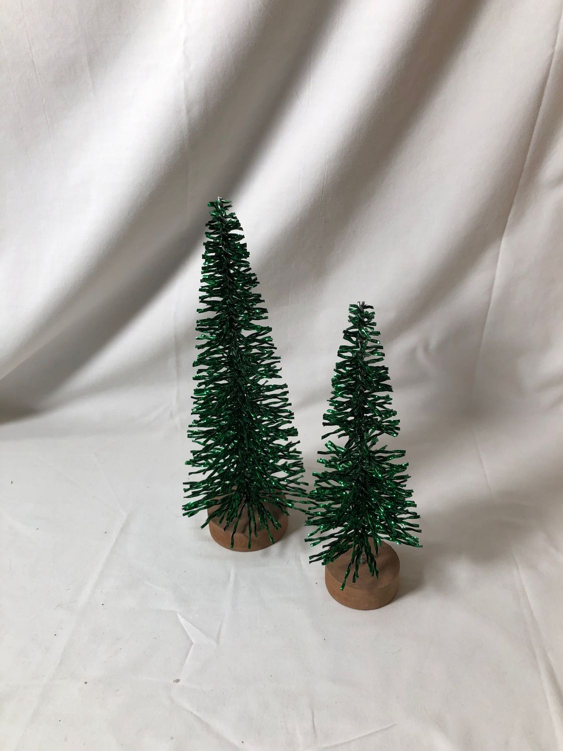 S/2 Glitter Bristle Trees Green