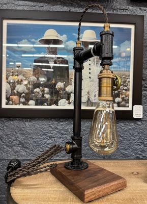 #17L + Light Bulb