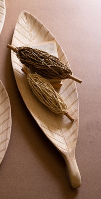 Wooden Leaf Tray - Lg