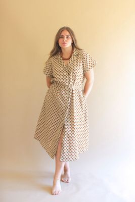 Brown Short-Sleeve Printed Button-Front Dress w/Trim