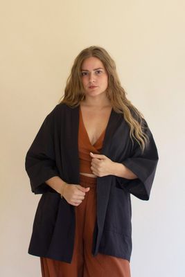 Short Kimono w/Front Pockets / Midnight