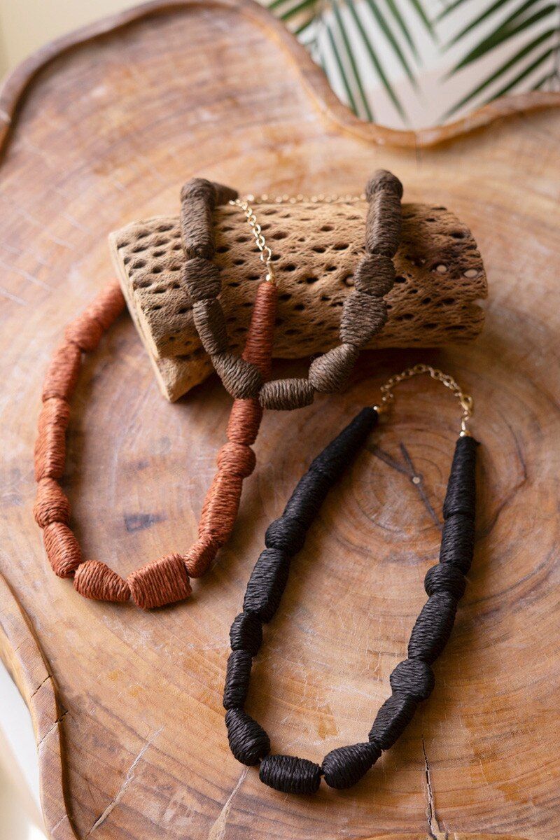 Raffia Necklace - Cinnamon
