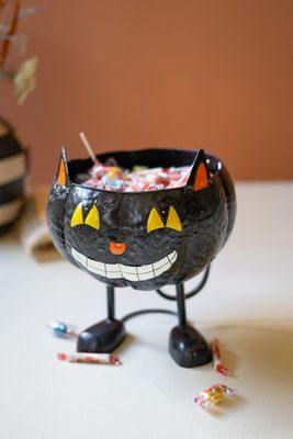 Painted Metal Black Cat Halloween Bowl Painted Metal Black Cat Halloween Bowl