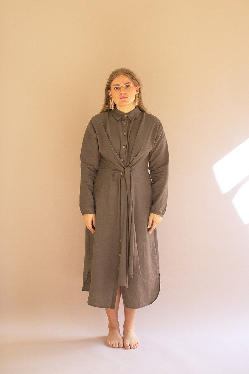 Long-Sleeve Button-Front Dress w/Front-Tie Detail / Oregano