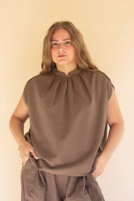 High-Neck Shortsleeve Blouse w/Flat Pom-Pom Lace Detail / Oregano