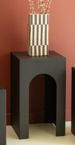 Textured Black Side Table - Lg Textured Black Side Table - Lg