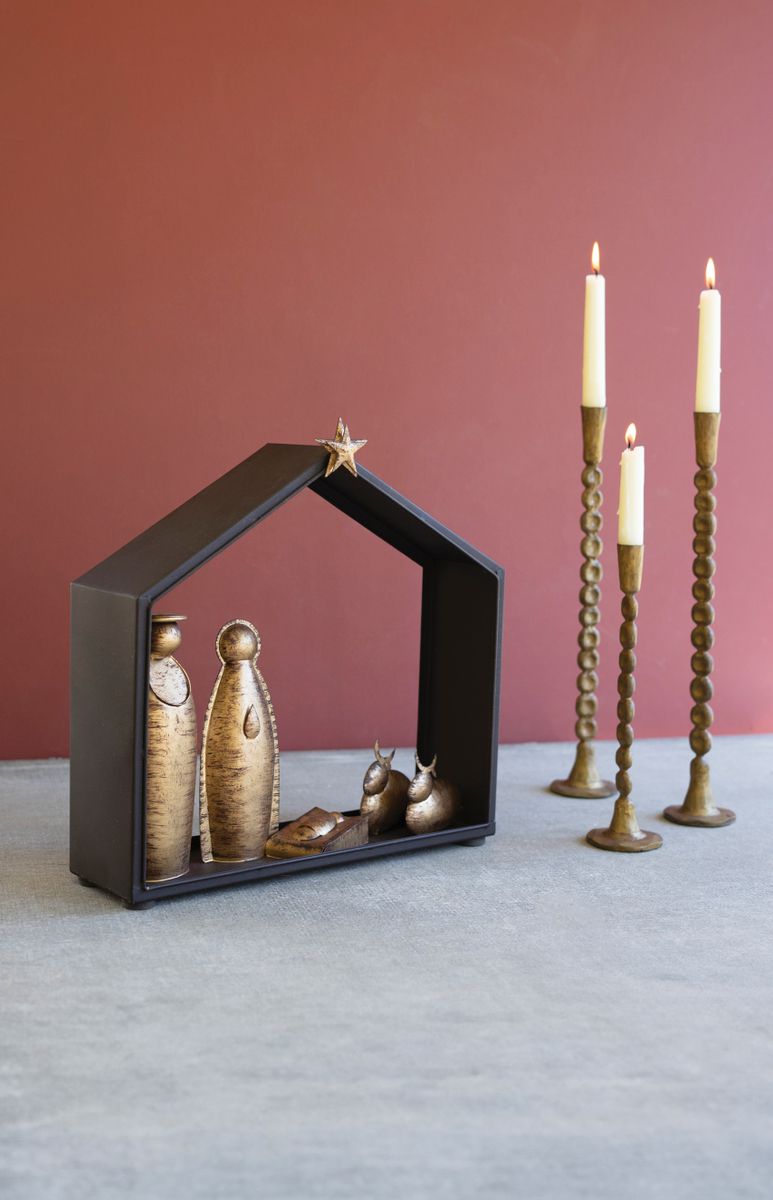 Metal Nativity & Barn Metal Nativity & Barn