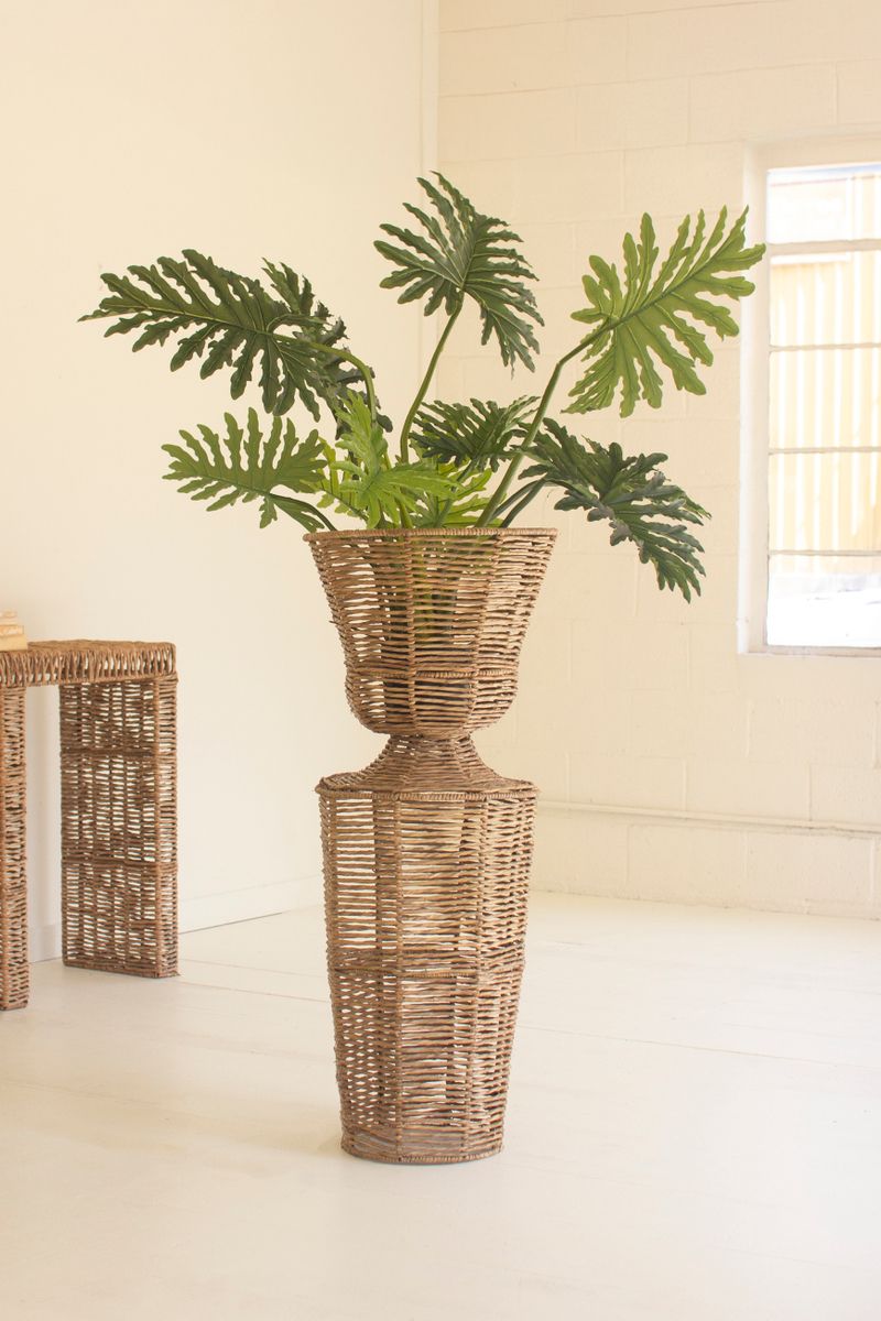Tall Iron &amp; Seagrass Urn