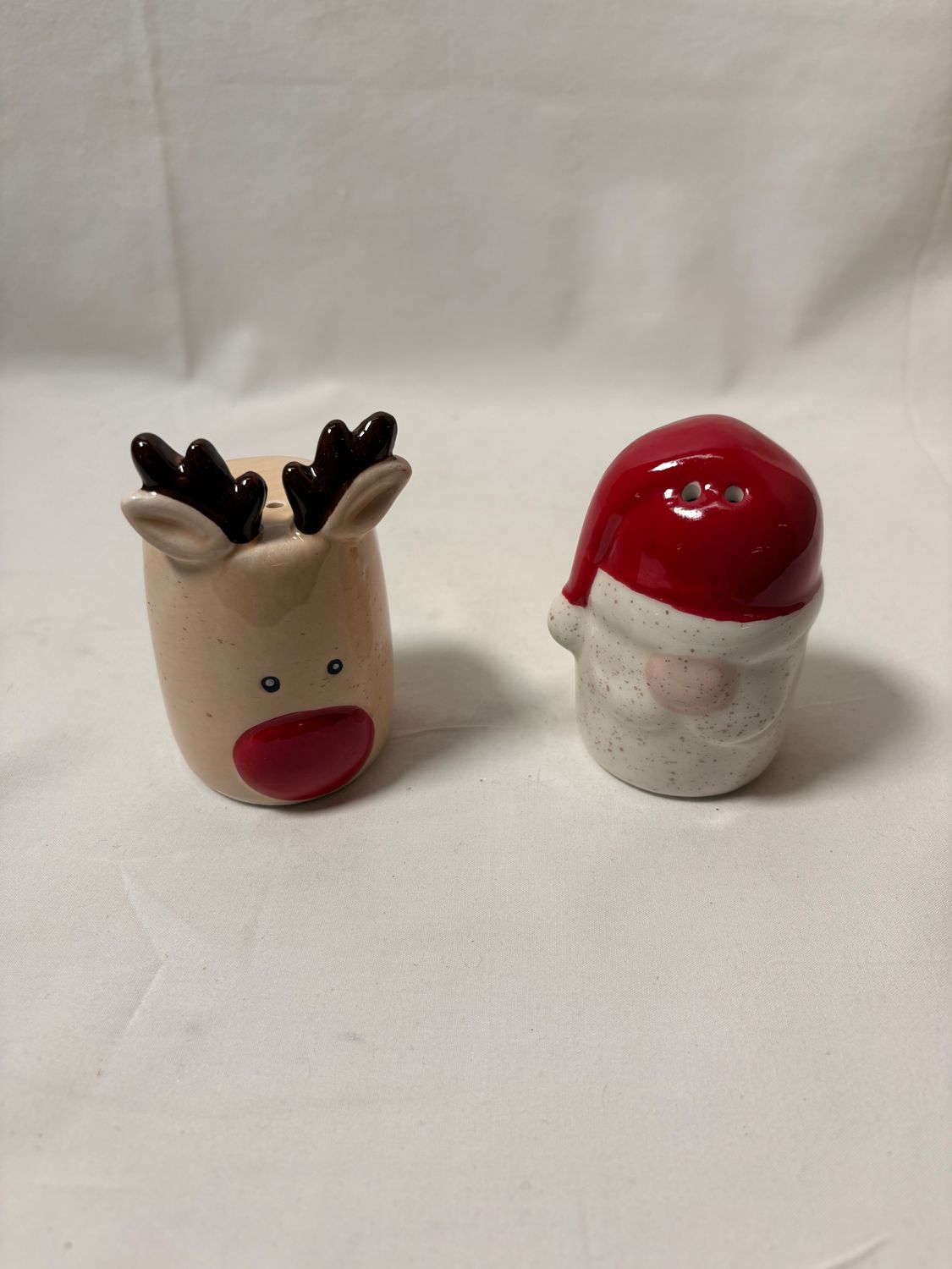 Gnome Santa & Reindeer Salt & Pepper Shakers Gnome Santa & Reindeer Salt & Pepper Shakers