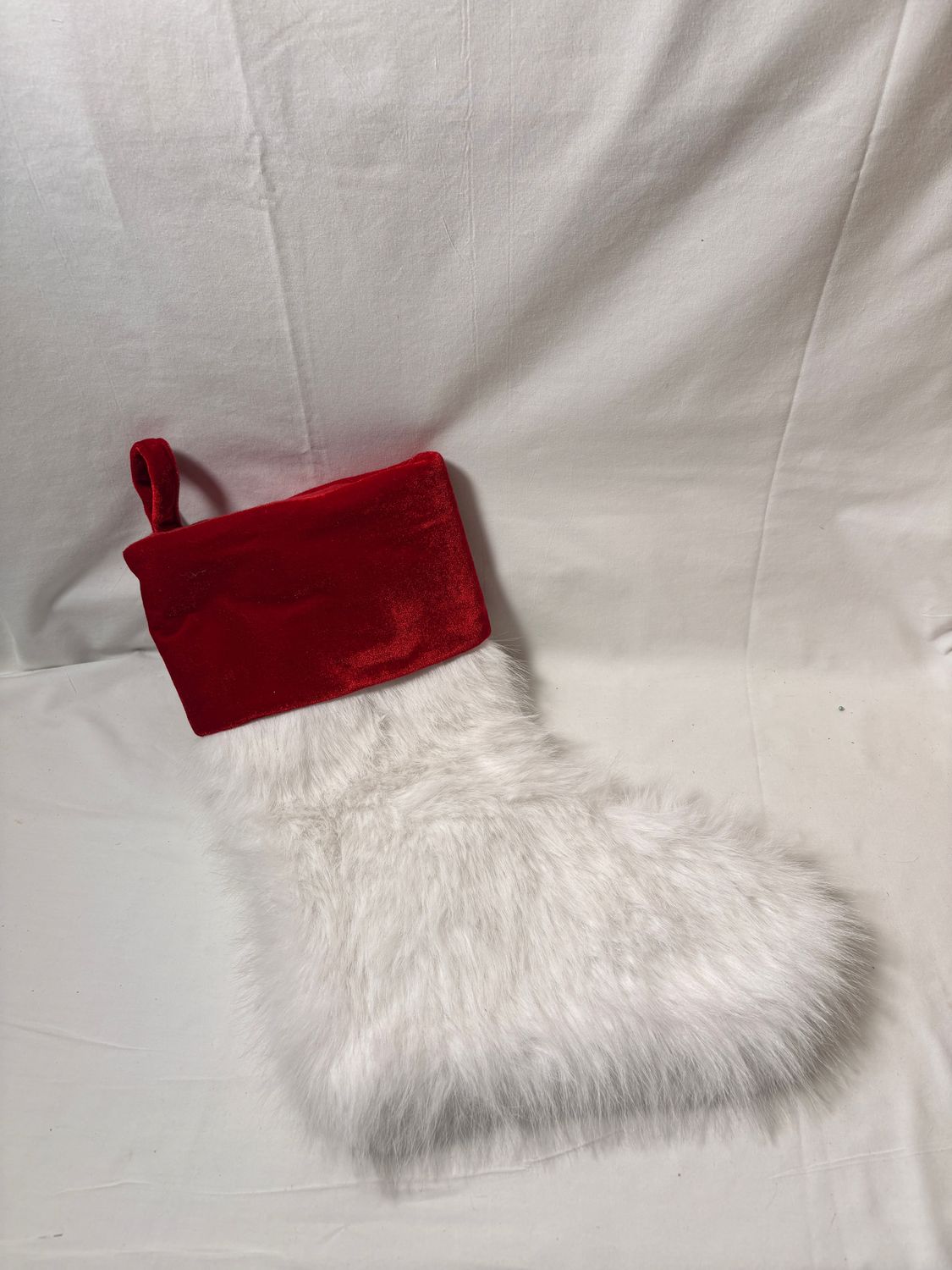 Fur/Velvet Stocking WH/RE 20" Fur/Velvet Stocking WH/RE 20"