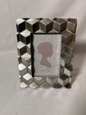 Silver Cubes Frame 5.5 x 3.5 Silver Cubes Frame 5.5 x 3.5