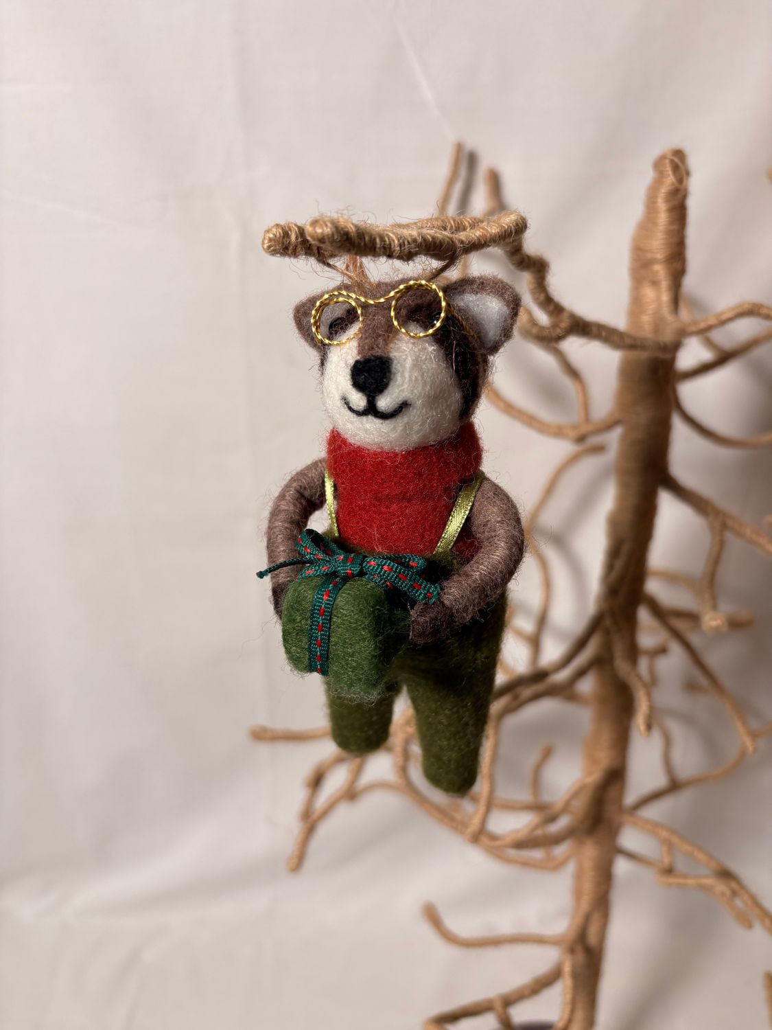 Felt Raccoon w/Present Ornament Felt Raccoon w/Present Ornament