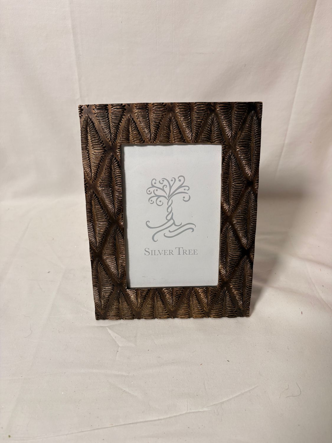 Bronze Diamond Resin Frame 5.5 x 3.5