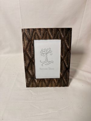 Bronze Diamond Resin Frame 5.5 x 3.5 Bronze Diamond Resin Frame 5.5 x 3.5