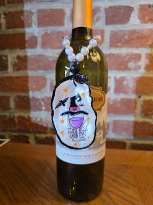 Oyster Shell BC - Hand Painted - Halloween Oyster Shell BC - Hand Painted - Halloween