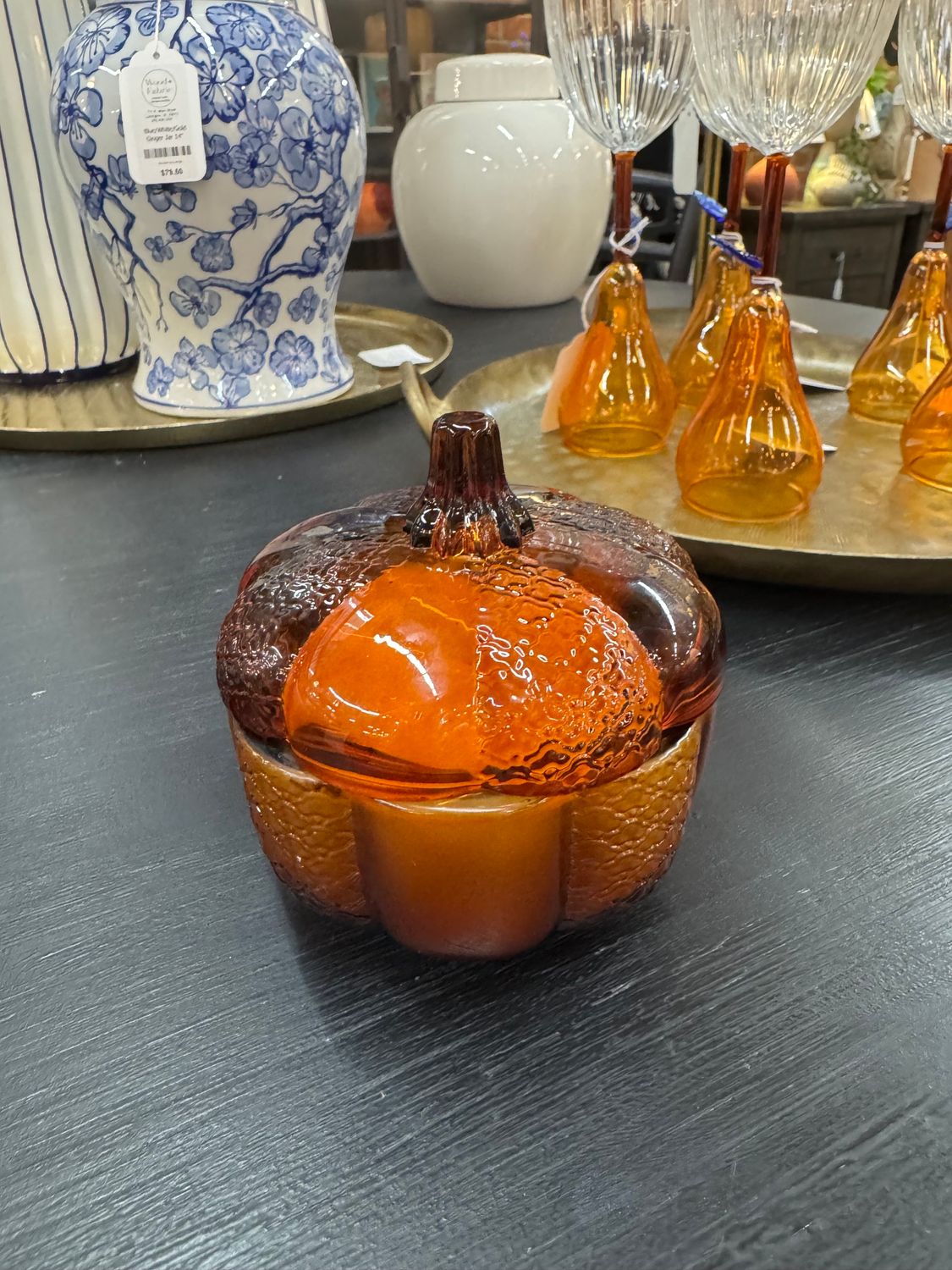 Amber Glass Pumpkin - Wassail (Spiced Cider) Amber Glass Pumpkin - Wassail (Spiced Cider)