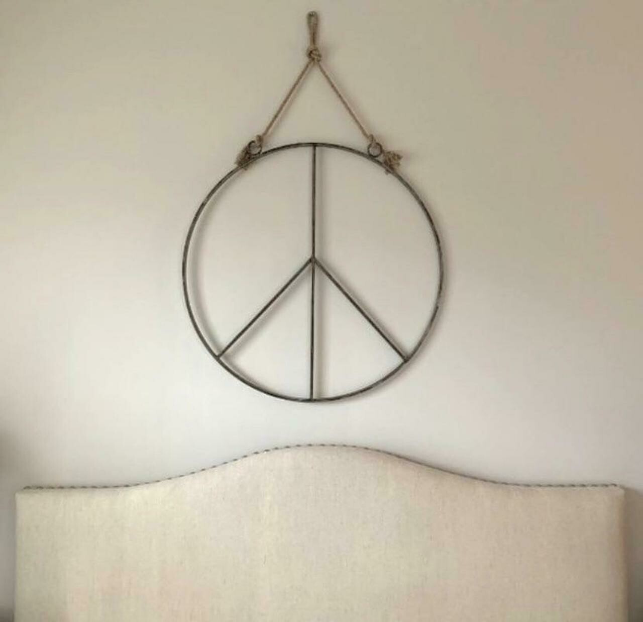 /BOX/ Giant Metal &amp; Jute Peace Sign - Sugarboo