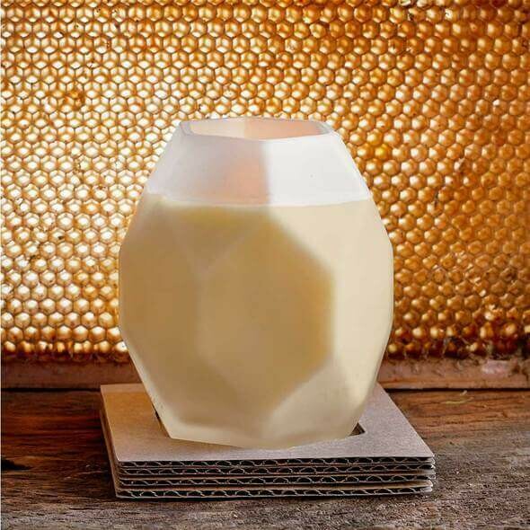 Lavender &amp; Honey 7.5oz Bee Hive Candle