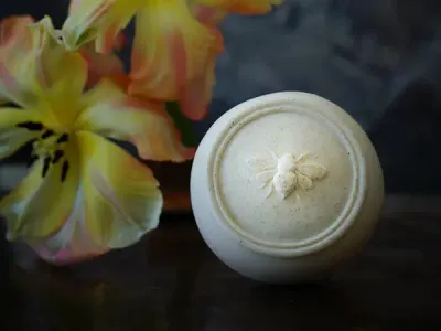 Beeline-Bee Soothed Soap