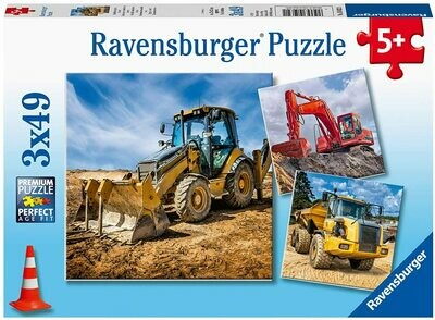 05032 Digger at Work 3x49Puzzle