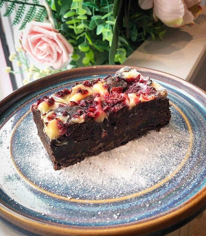 Vegan Raspberry &amp; Custard Brownie