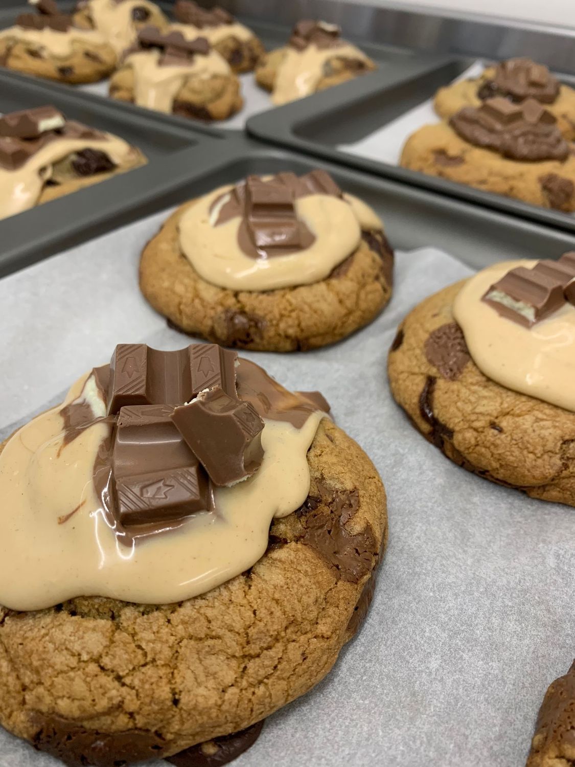 Kinder Stuffed Cookies (12 portions)