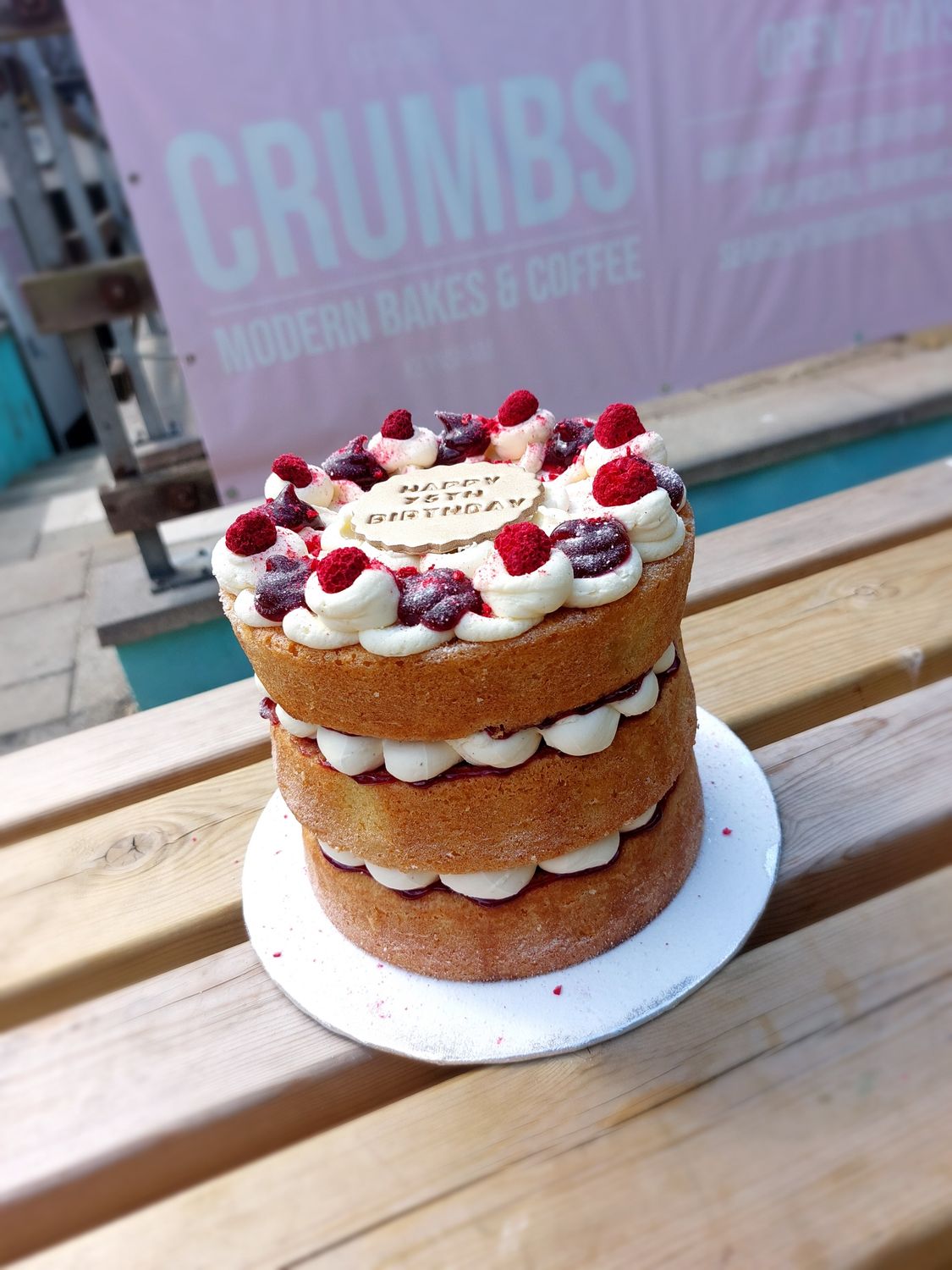 8inch Naked Cake (14 slices)
