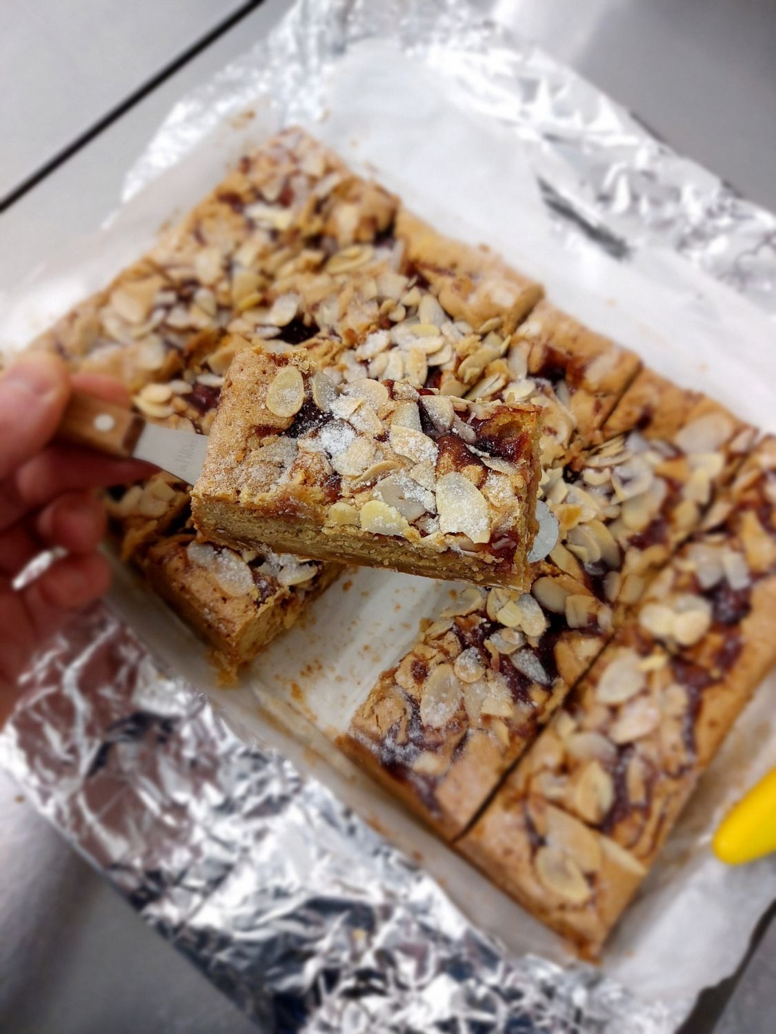 Gluten Free Bakewell Blondies (12 pieces)