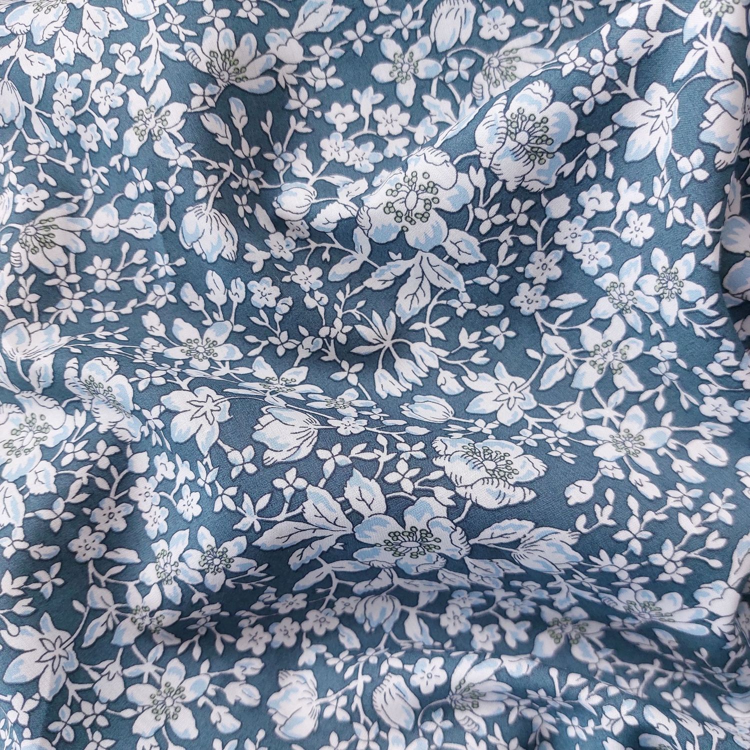 Tana Lawn Cotton "Lizzy" Blue Dark