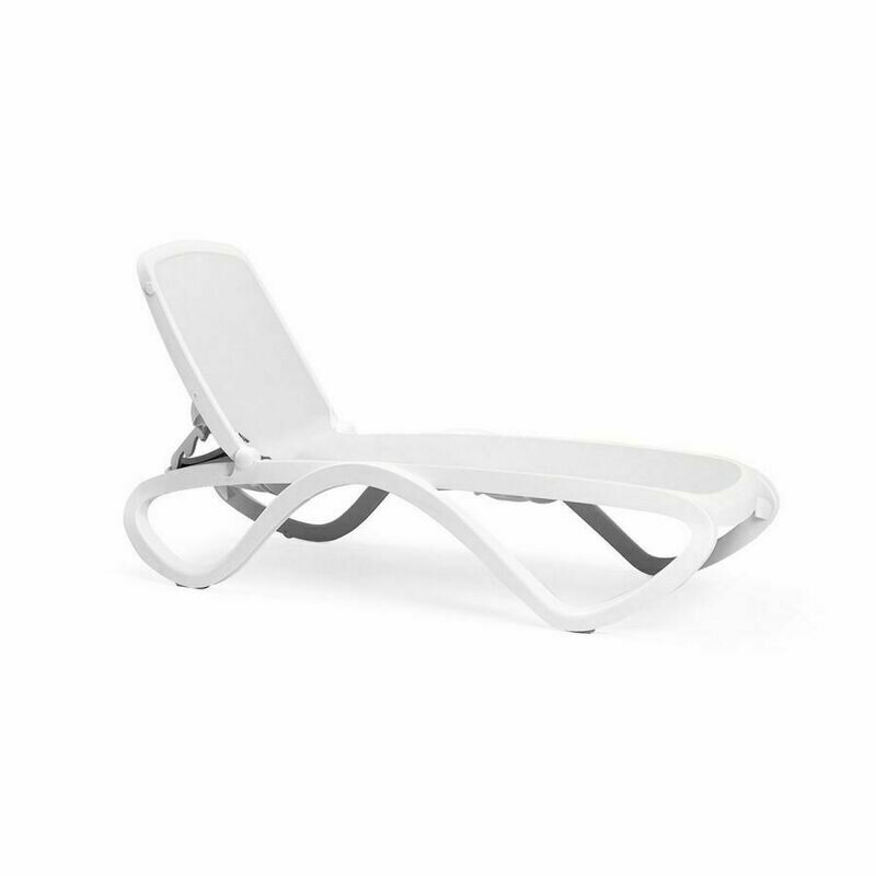 ESPREGUIÇADEIRA OMEGA BRANCO/BRANCO