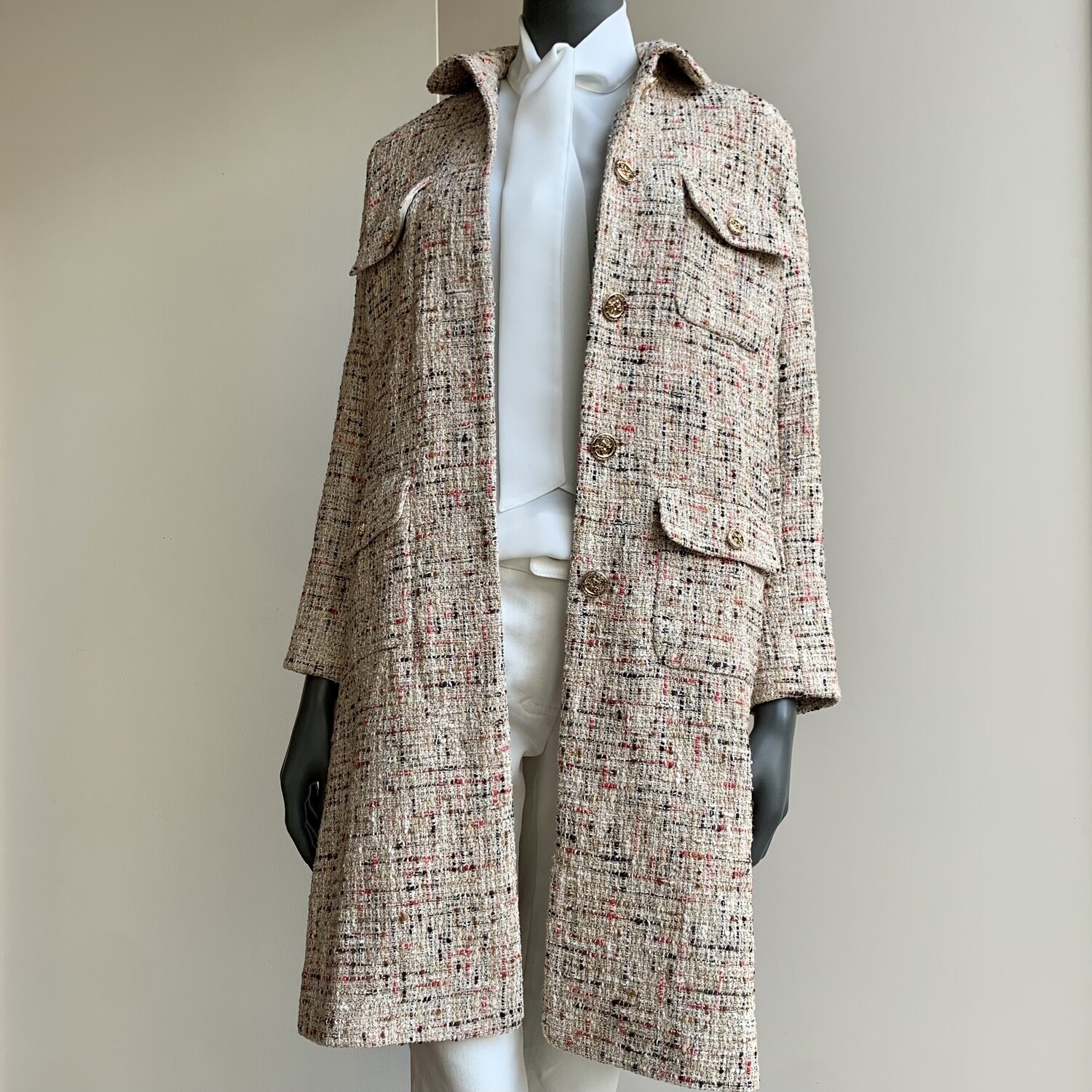 Claudia Krebser Mantel