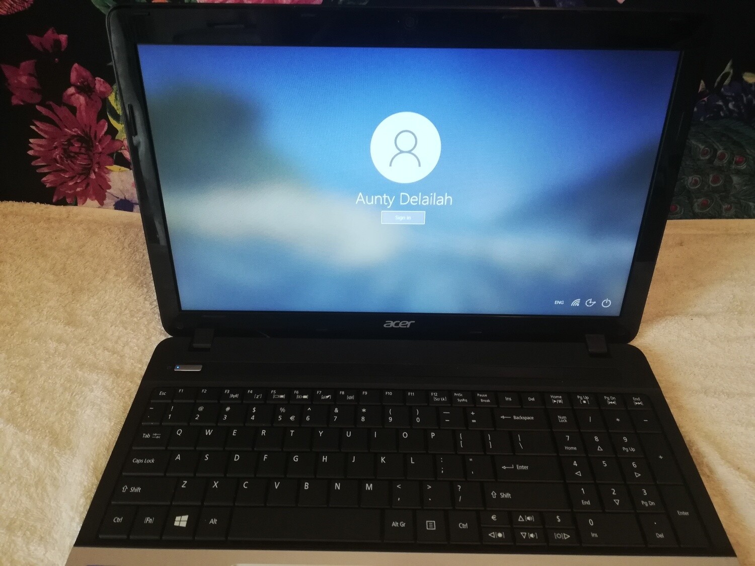 For Rent (R5) - A.k.a &quot;Aunt Delailah&quot;. Price is for 2 weeks Rental.
  Acer TravelMate P253-E Celeron, 
16GB-RAM, 480GB-SSD, 
Intel(R) HD Grahpics. NOTE: If selling, Price will be €460.