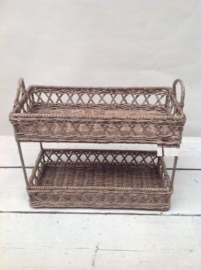 Rattan Etagere / doppeltes Tablett Rattan Etagere / doppeltes Tablett