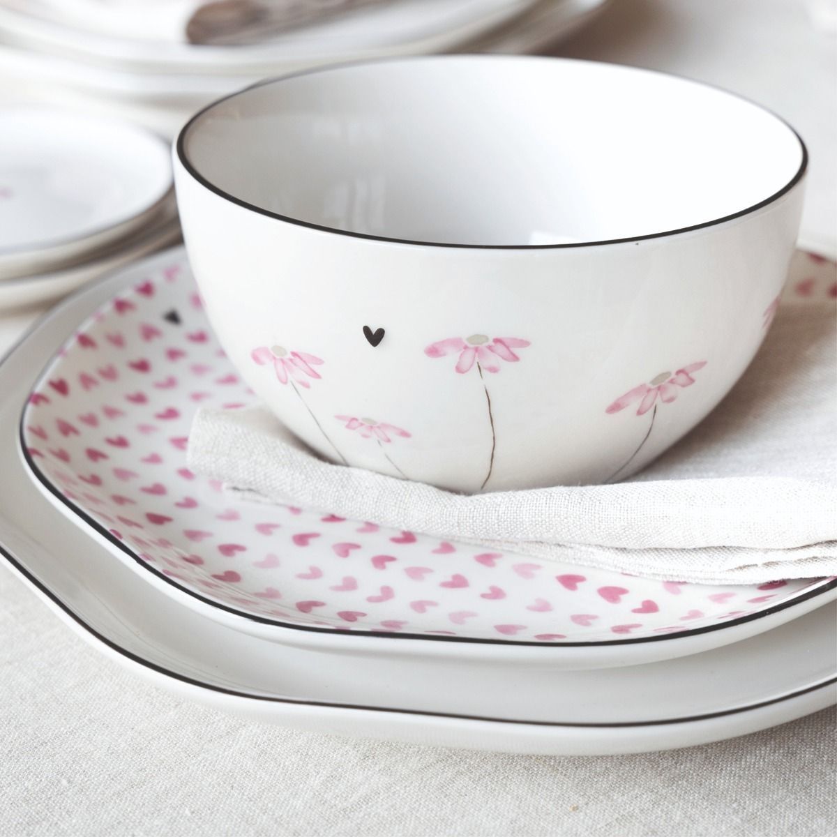 Bowl flower rose  / Schale