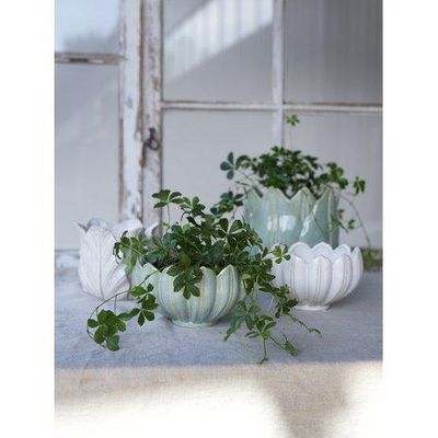 Leslie Planter off white
