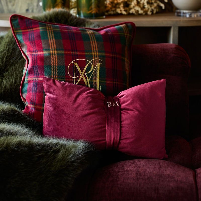 RM Festive Bow Box Pillow / Kissen RM Festive Bow Box Pillow / Kissen