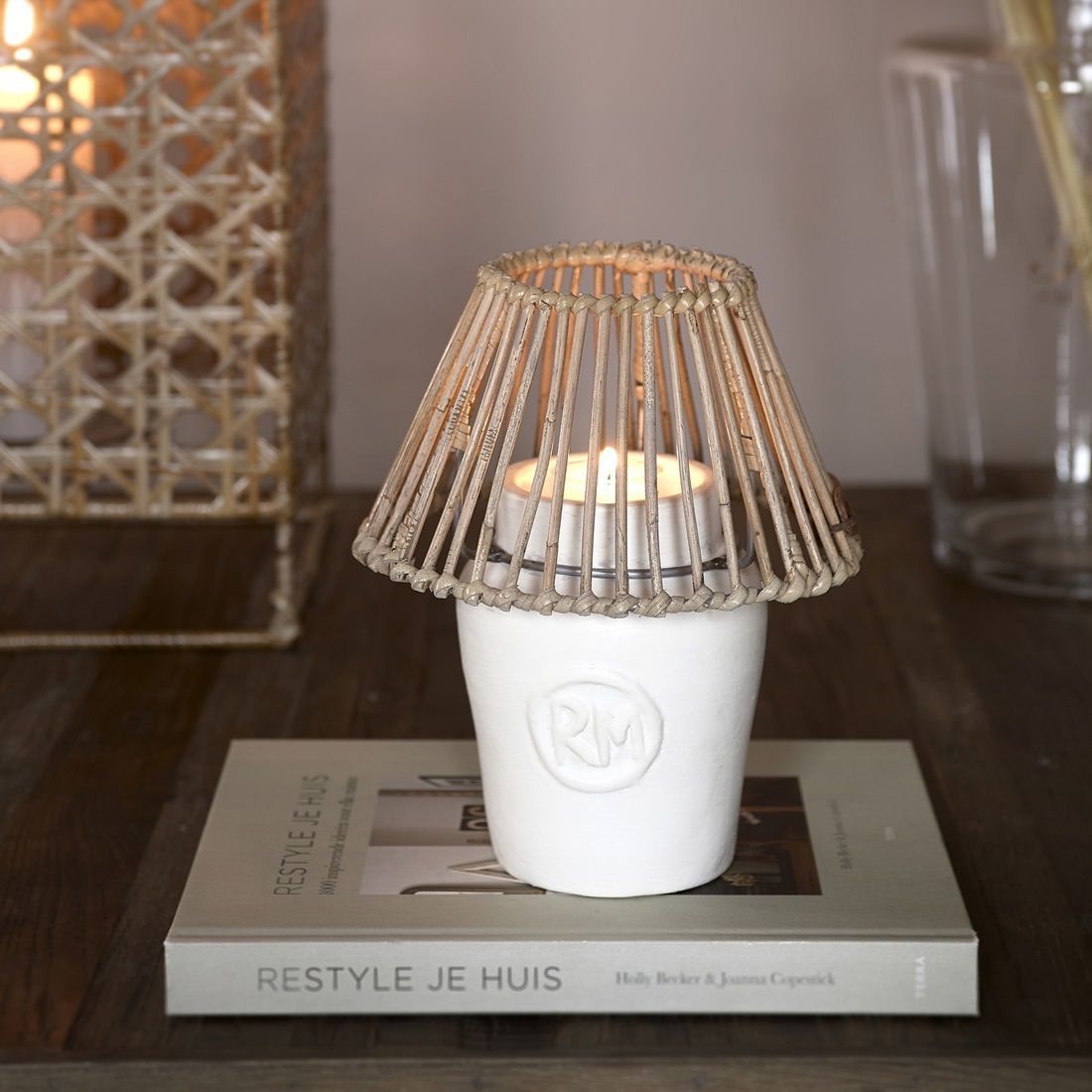 RM Clay Candle Holder white